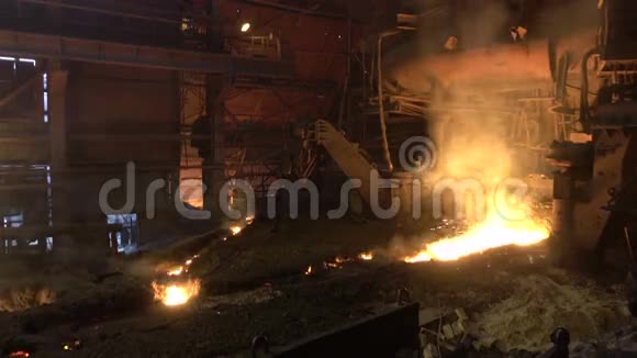 高炉厂在生产过程中视频的预览图