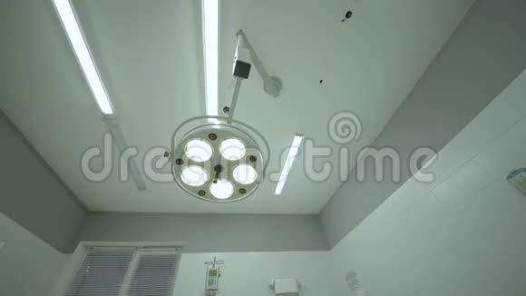 手术室手术灯视频的预览图