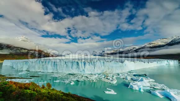洛斯格利亚雷斯公园里的冰川巴塔哥尼亚的秋天阿根廷一方视频的预览图