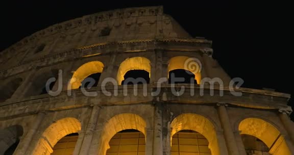 罗马竞技场夜景视频的预览图