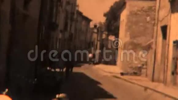 驱车穿过西班牙档案1952年视频的预览图