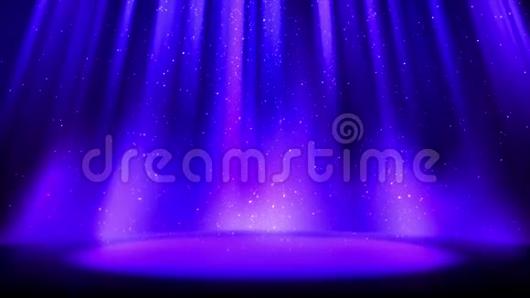 空蓝紫色的场景在闪闪发光的背景上地方被柔软的靛蓝聚光灯照亮落下闪亮的闪闪发光的粒子靛蓝视频的预览图