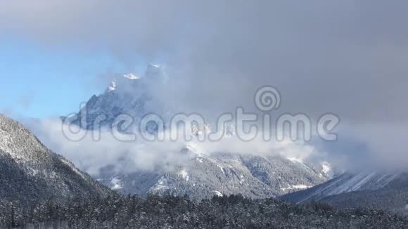 冬季山区景观奥地利费尔帕斯蒂罗勒阿尔潘视频的预览图