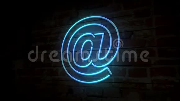 砖墙上霓虹灯符号的电子邮件视频的预览图