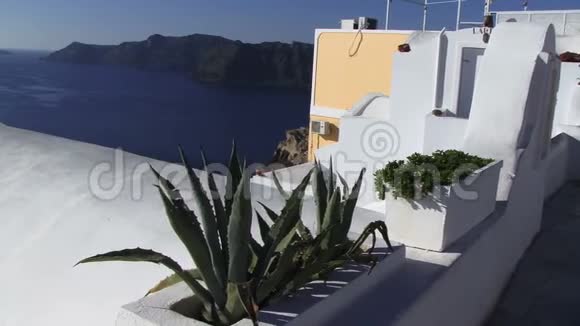 希腊圣托里尼群岛向右向左视频的预览图