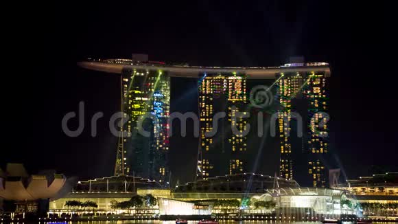新加坡滨海湾灯光秀视频的预览图