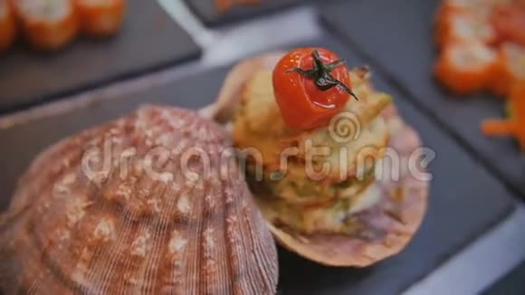 介绍美味的寿司食物视频的预览图