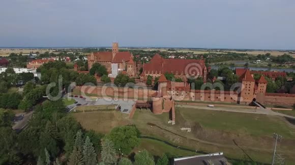 波兰马尔堡的日耳曼秩序城堡2016年7月空中观景视频的预览图
