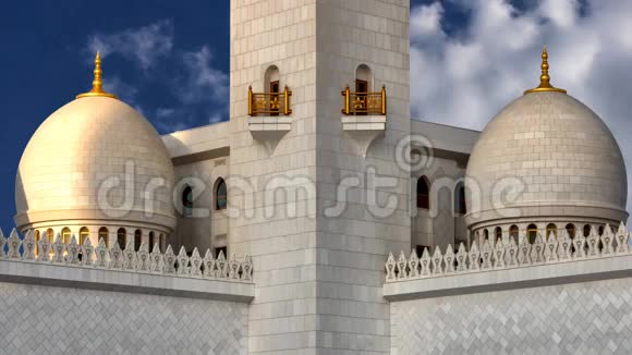 苏丹阿勒纳哈扬清真寺视频的预览图