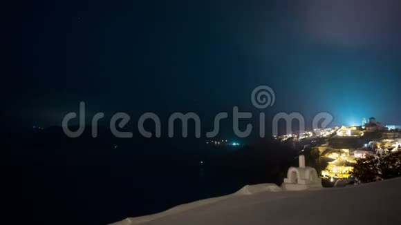 希腊圣托里尼卡尔德拉从黑夜到黎明视频的预览图