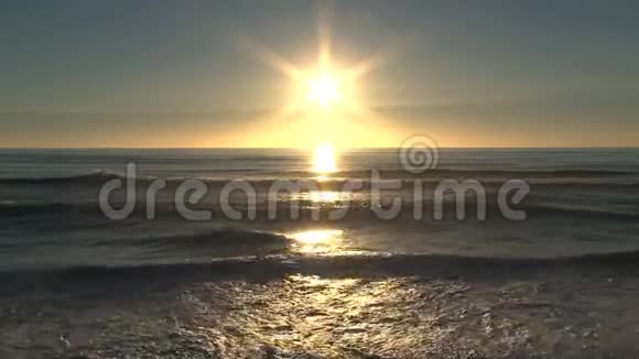 西海岸新泽兰日落视频的预览图