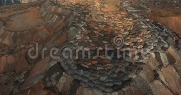 很多矿物令人难以置信的从空中看到火星视频的预览图