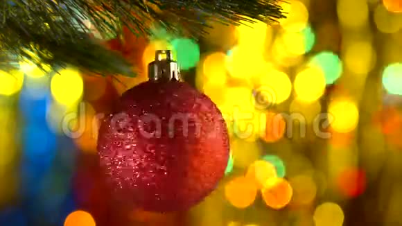 圣诞球在视频的预览图