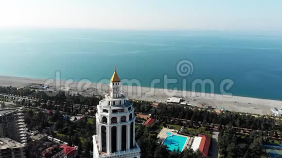 格鲁吉亚夏季黑海沿岸巴统市的景观视频的预览图