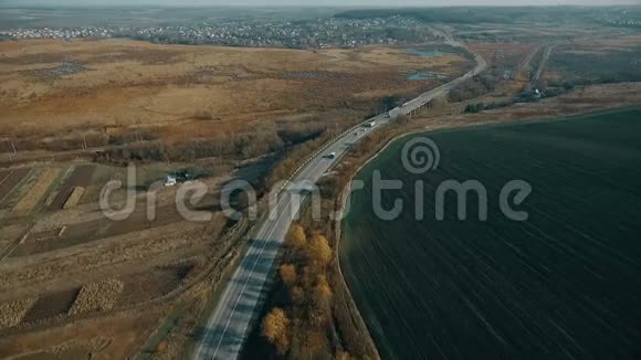 乌克兰太空道路的美丽景色视频的预览图