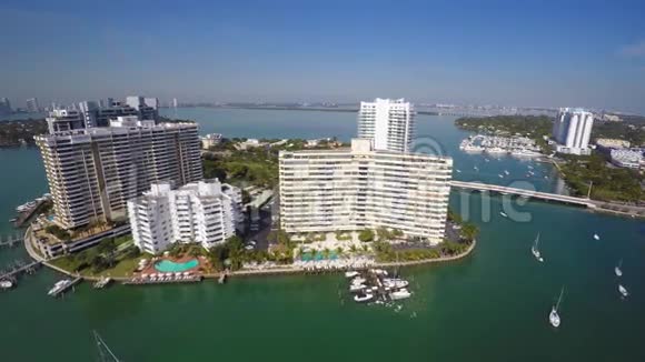佛罗里达州迈阿密海滩贝尔岛空中录像视频的预览图