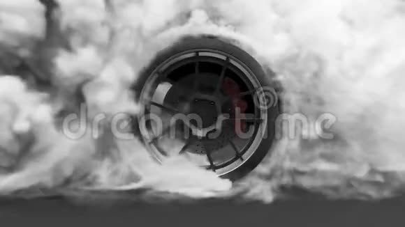轮胎烧毁燃烧橡胶和吸烟轮胎与旋转车轮与厚厚的烟雾在黑暗的背景视频的预览图
