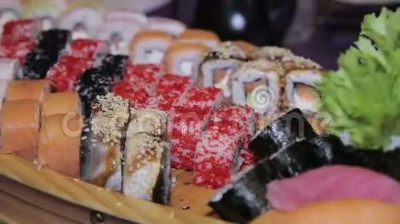 各种日本寿司卷视频的预览图