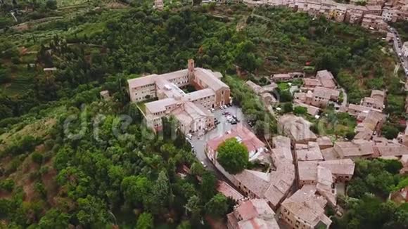 意大利蒙塔林市布鲁内洛的风景视频的预览图