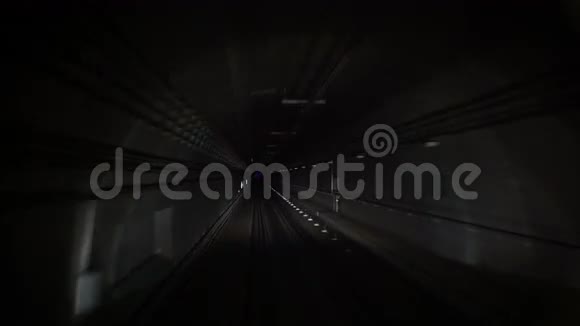 地铁隧道景观向前看视频的预览图
