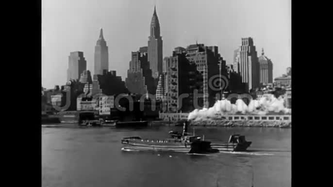 从东河看曼哈顿1940年代从哈德逊河看曼哈顿1940年USASecond合唱视频的预览图
