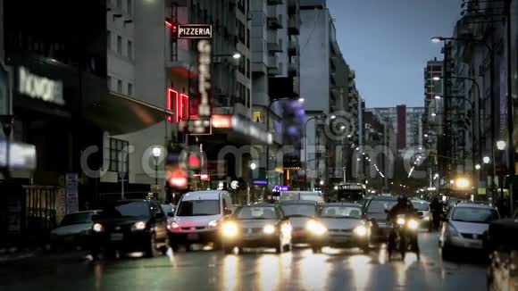 布宜诺斯艾利斯科里恩特斯大道视频的预览图