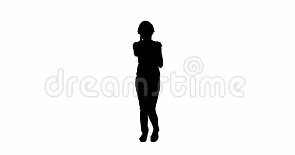 女人跳舞竖起大拇指剪影视频的预览图
