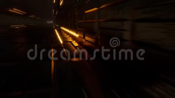 活动在黑暗可怕的未来金色隧道视频的预览图