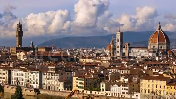 美丽的佛罗伦萨和圣玛丽亚大教堂佛罗伦萨意大利时间流逝视频的预览图
