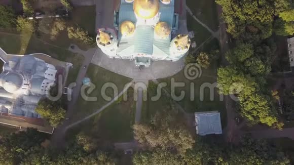 乌克兰切尔尼希夫的救世主改造大教堂视频的预览图