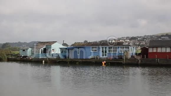 河景西湾多塞特英国有别墅和建筑视频的预览图