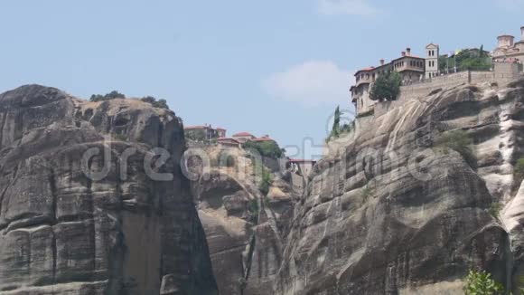 希腊Meteora修道院概况视频的预览图