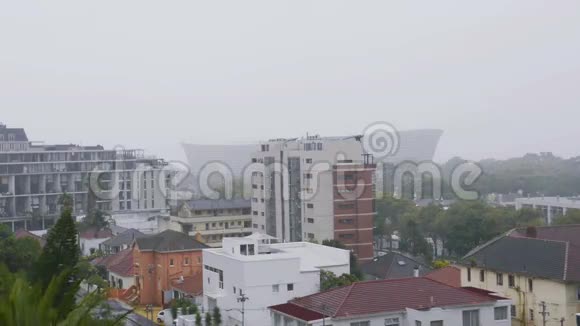 城市里的雨视频的预览图