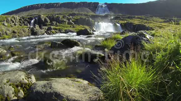 瀑布Dynjandifoss视频的预览图