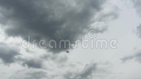 起飞时的双平面安2安东诺夫视频的预览图