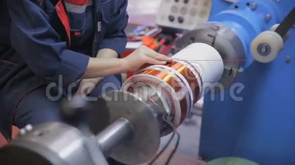 铜线成型机变压器电机生产用现代工业设备视频的预览图