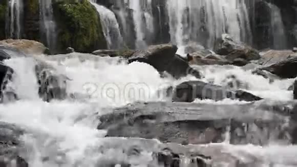 梅雅瀑布视频的预览图