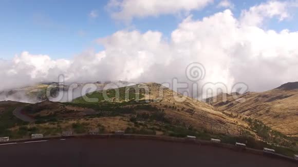 全景PicodoArieiro马德拉的鸟瞰图视频的预览图