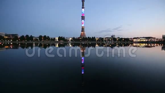 俄罗斯莫斯科夜间电视塔视频的预览图