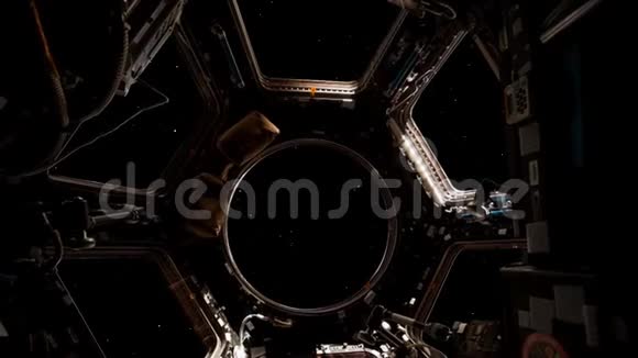 太空飞船视频的预览图