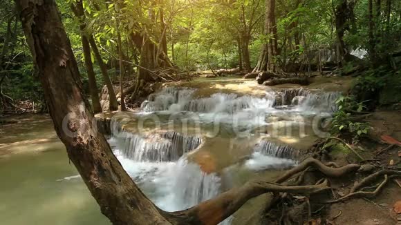泰国华依哈敏瀑布自然景观视频的预览图