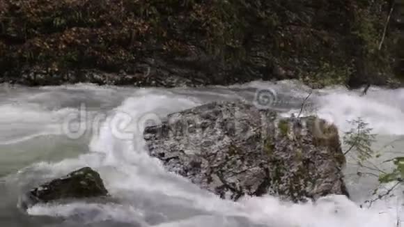 山河峡谷视频的预览图