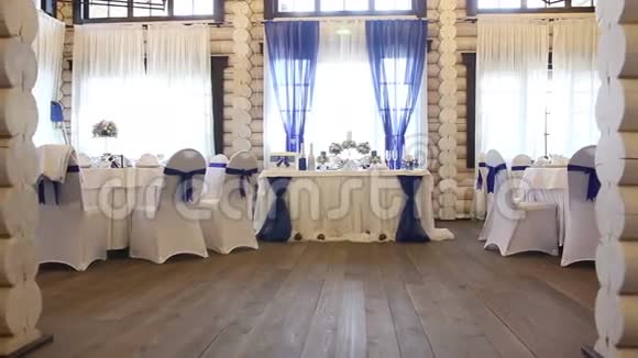 婚礼桌装饰视频的预览图