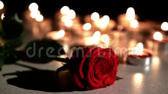 浪漫气氛熄灭蜡烛视频的预览图