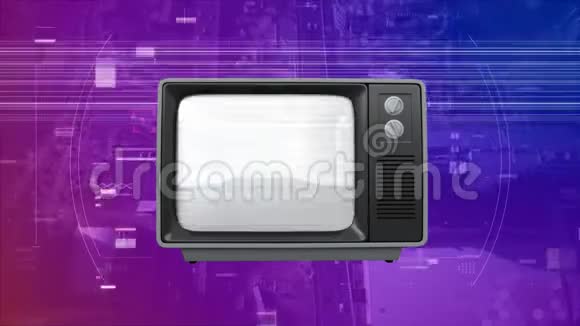 一台旧的嗖嗖电视机的正面景色背景是鸟瞰视频的预览图