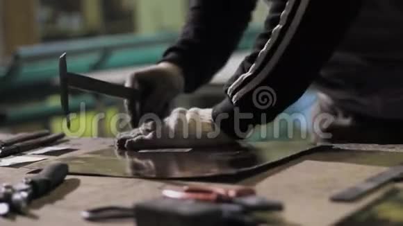 金匠金属切割剪刀视频的预览图