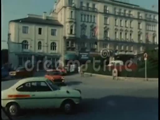 奥地利萨尔茨堡汽车驾驶的视角视频的预览图