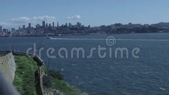 早春的旧金山加州的天际线视频的预览图