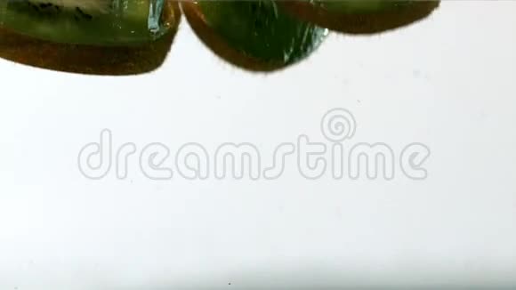 落水猕猴桃片视频的预览图