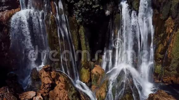 克拉维察瀑布波斯尼亚和黑塞哥维那视频的预览图